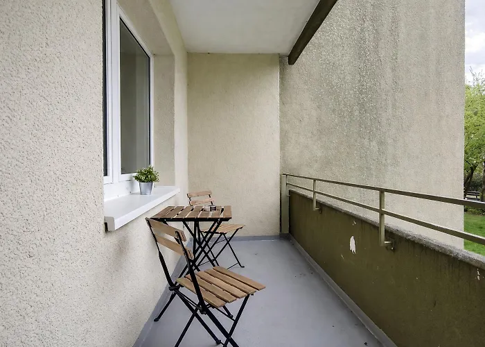 3-zimmer-wohnung Mit Balkon In Apartman